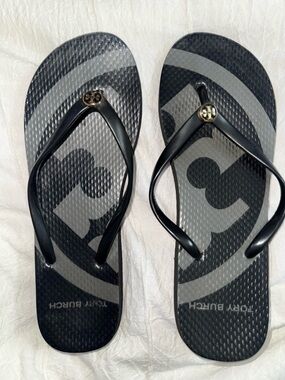 Tory Birch Black rubber flip flops